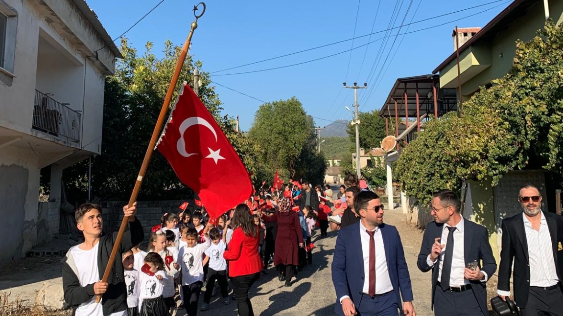 CUMHURİYET BAYRAMI OKULUMUZDA COŞKU İLE KUTLANDI...